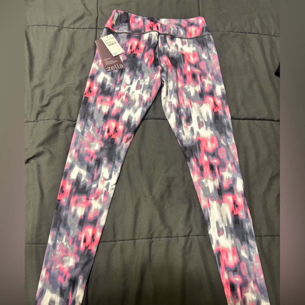 NWT Zella Leggings Grey Pink White Black Cosmos Blur Print size S NEW